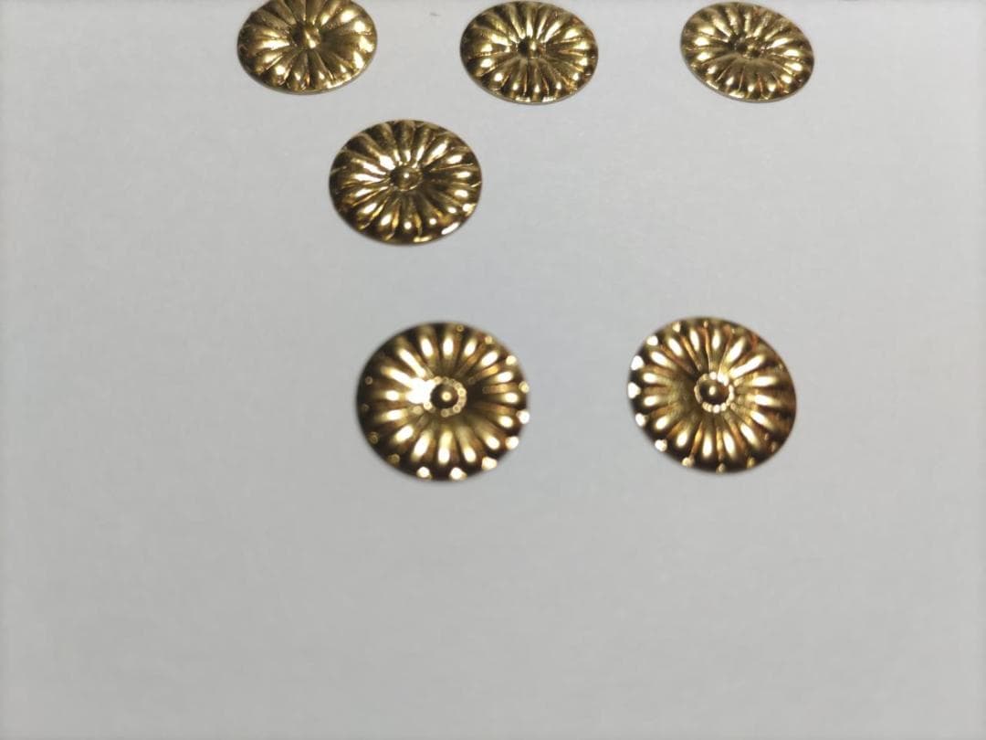 特別！【菊紋金具】4分ｘ100枚 （12ｍｍ）神殿、神輿、山車、真鍮金具です。