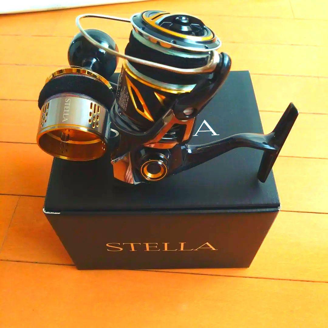 美品　シマノ　20STELLA 4000XG スピニングリール