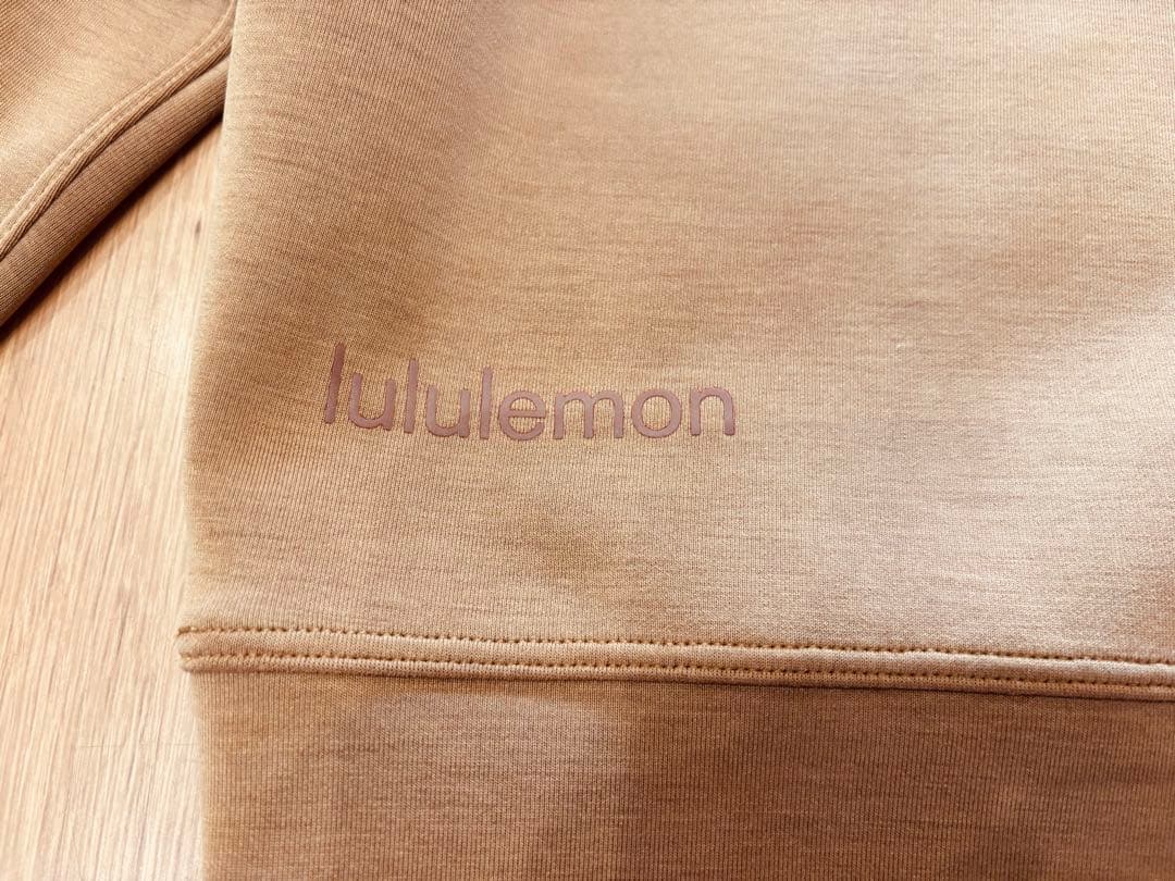 lululemon トレーナー レディースL クロップド丈 速乾