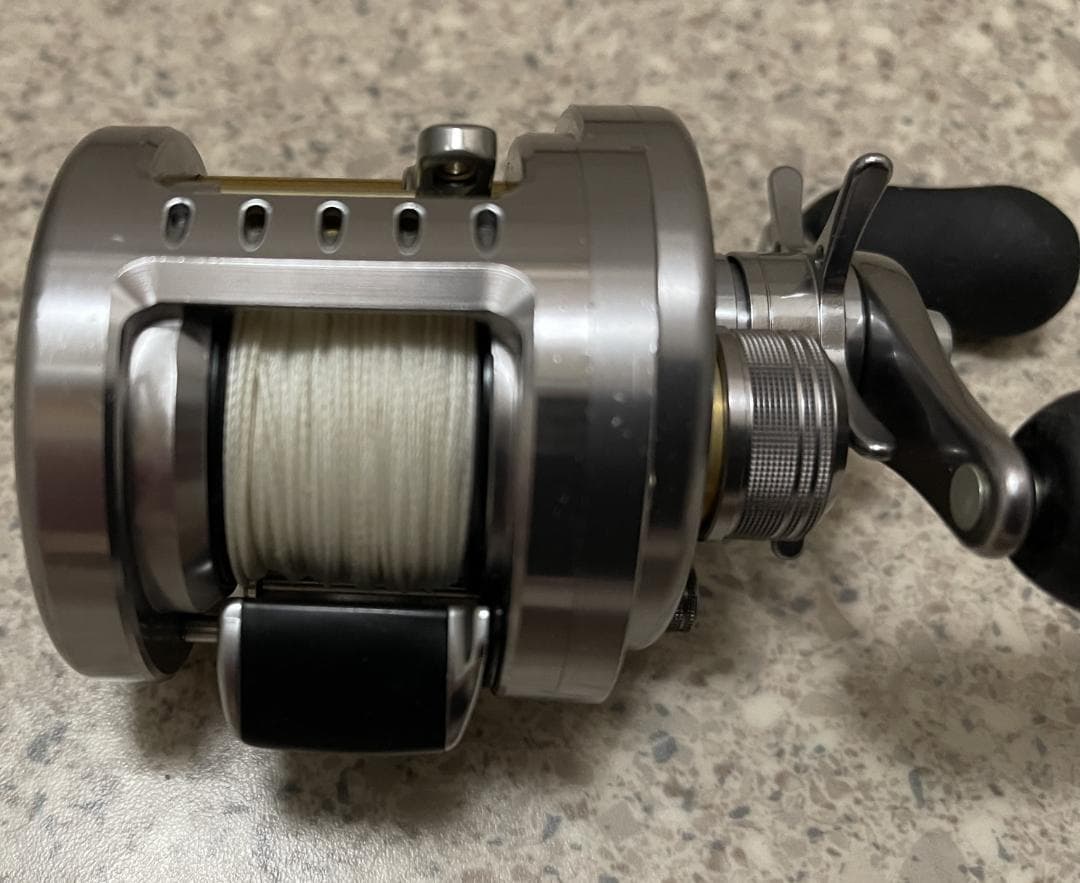 ✨美品✨ CALCUTTA CONQUEST 100DC シマノ