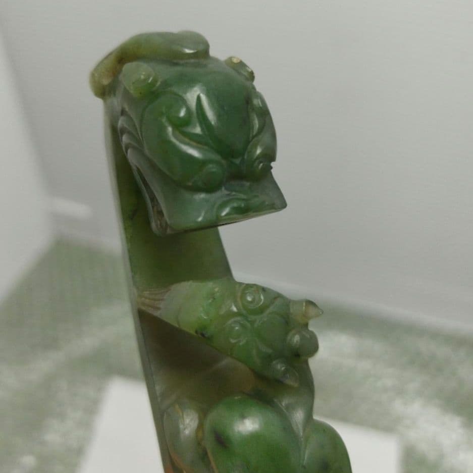 ゆ*う様 中国工芸品 美術 唐物骨董 中国古玩 玉帯鉤 翡翠 龍