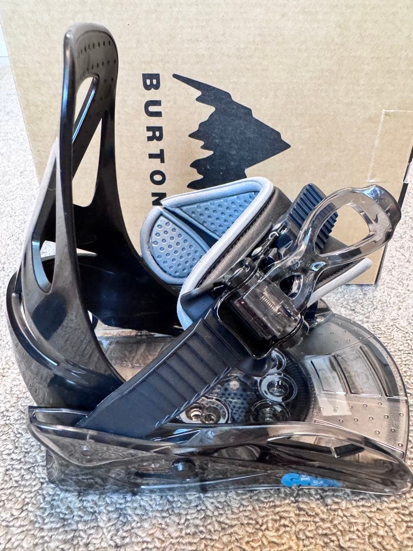 Burtonバートン.キッズGROM BOAブーツ、ビンディングセット_中古