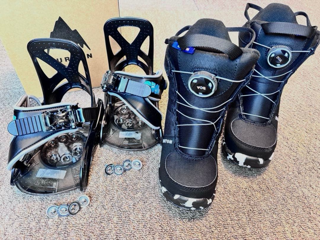 Burtonバートン.キッズGROM BOAブーツ、ビンディングセット_中古