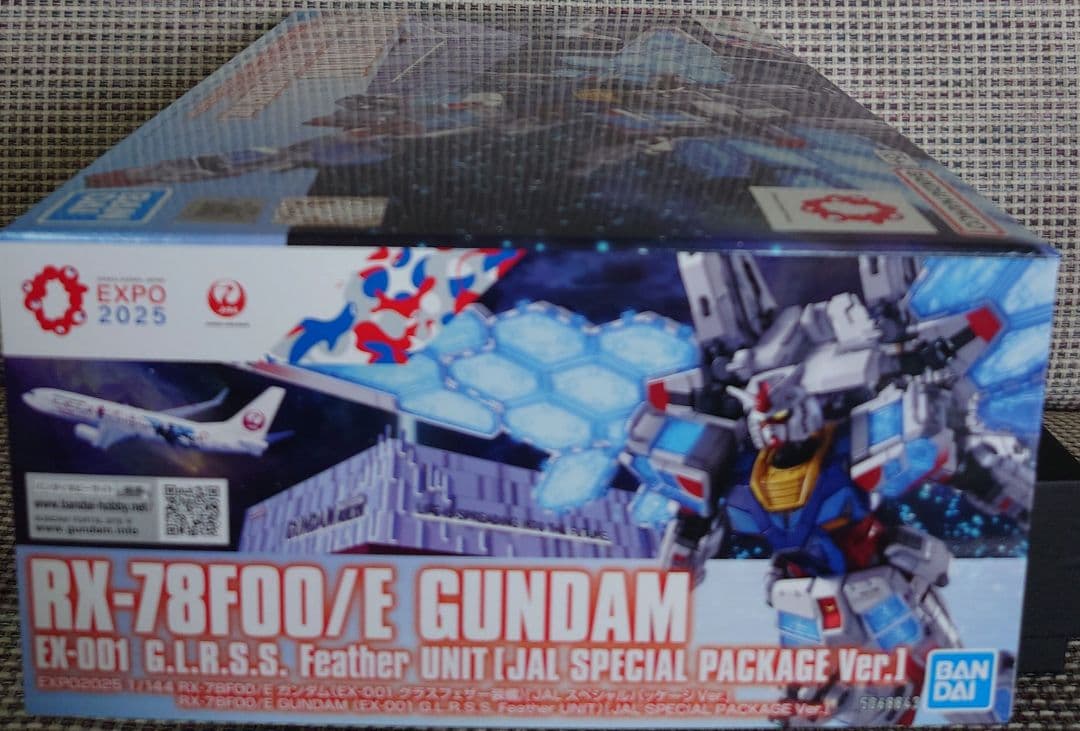 万博　JAL　ガンダム RX-78F00/E　バンダイ　フライトタグ　ガンプラ