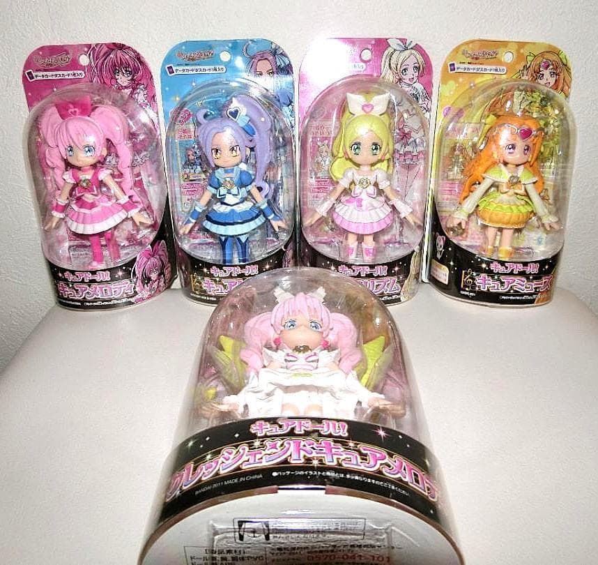 【未開封・激レア】キュアドール　歴代プリキュア全33体 + 6体