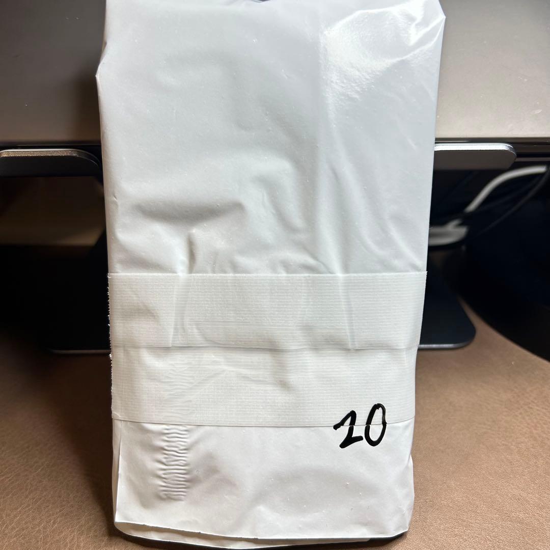 20限定商品　ピカチュウスリーブ4枚セット