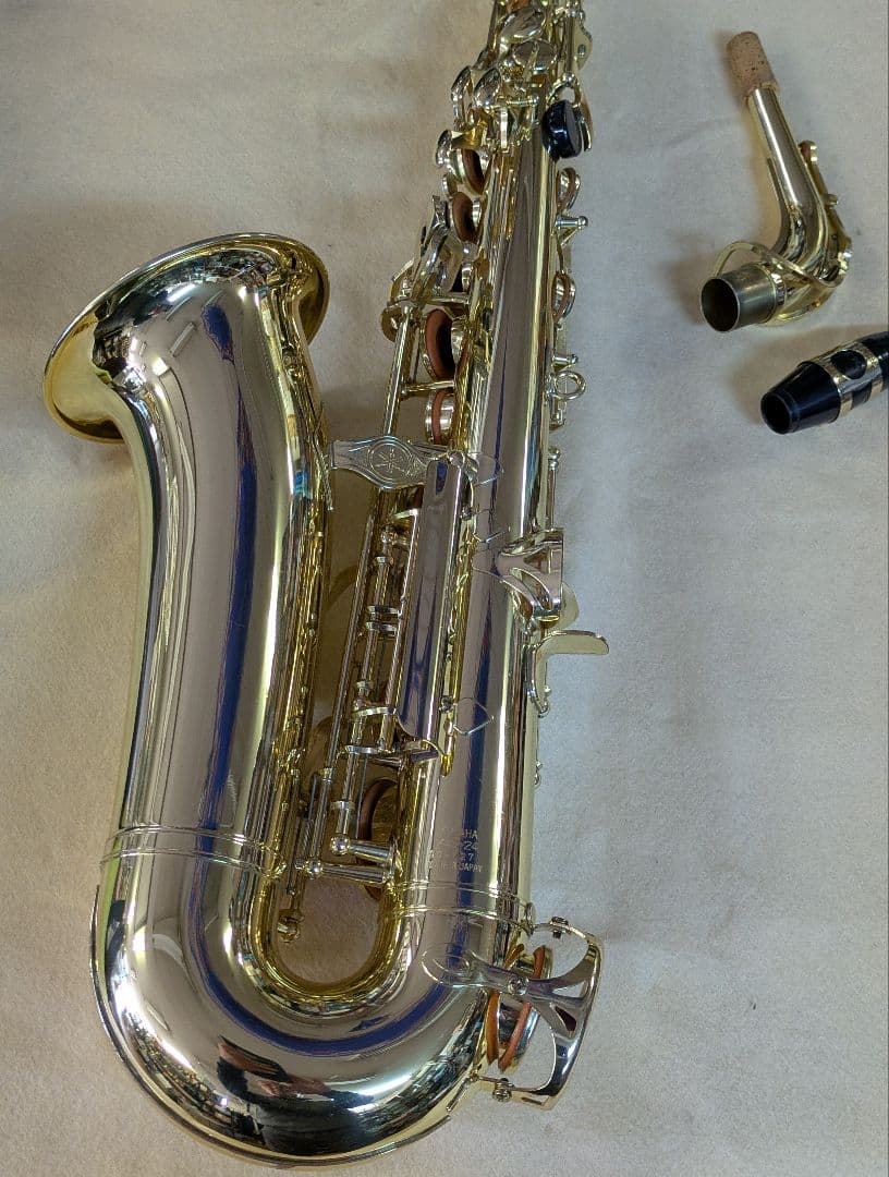 美品 YAMAHA アルトサックス　YAS-24　ストラップ ハードケース付き