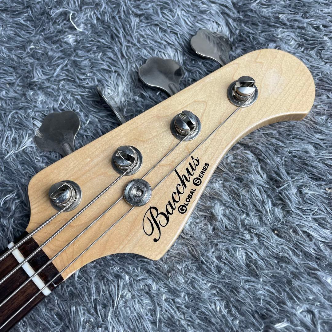 ベース Bacchus Global Series BPB-700K CAR