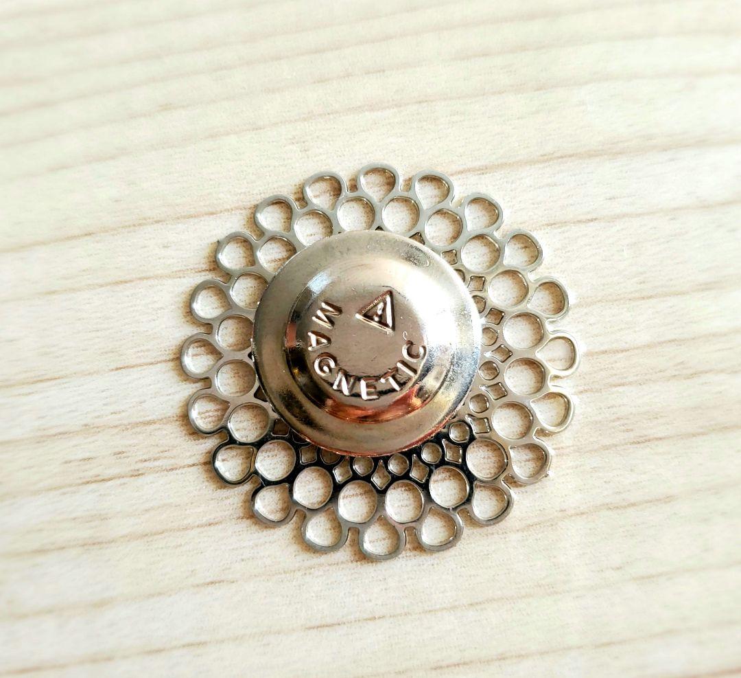 【非売品】大阪関西万博　アラブ首長国連邦　ピンバッジ　マグネット式