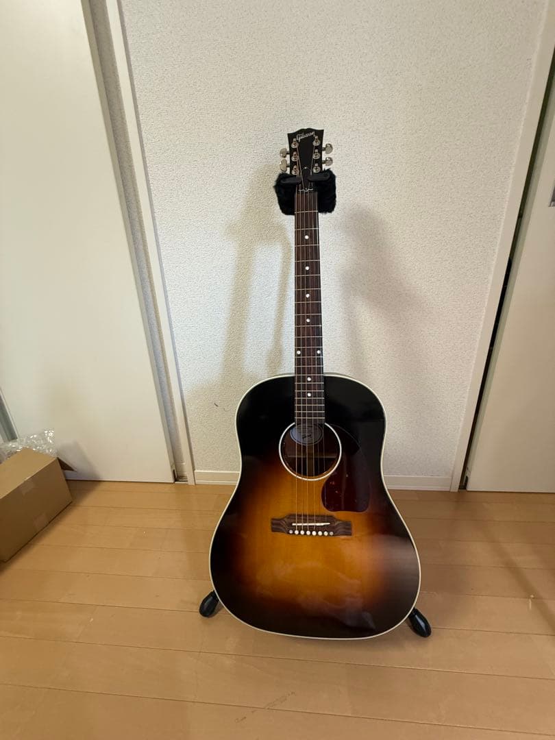 Gibson j45 アコースティックギター サンバースト　美品　新品同様