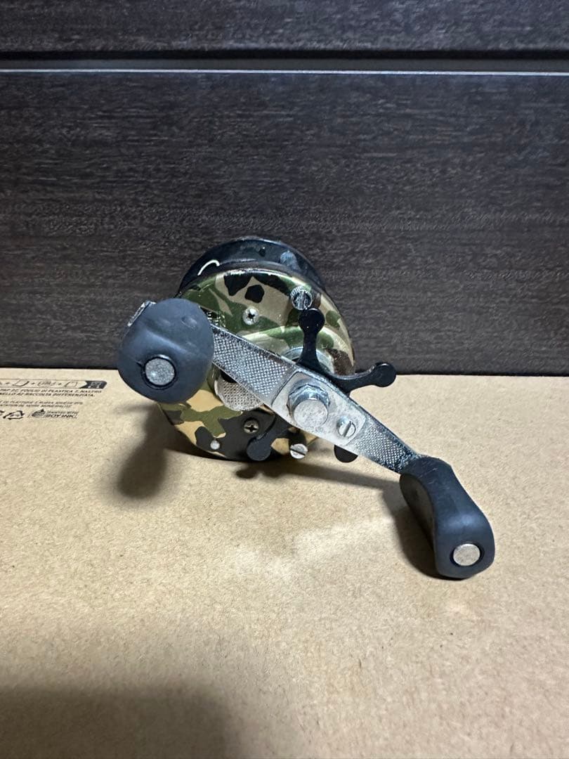 ABU6500c アブガルシア　カモ柄