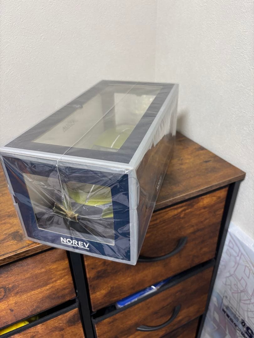 1/18 シトロエン DS E-Tense 2016 ミニカー　ノレブ