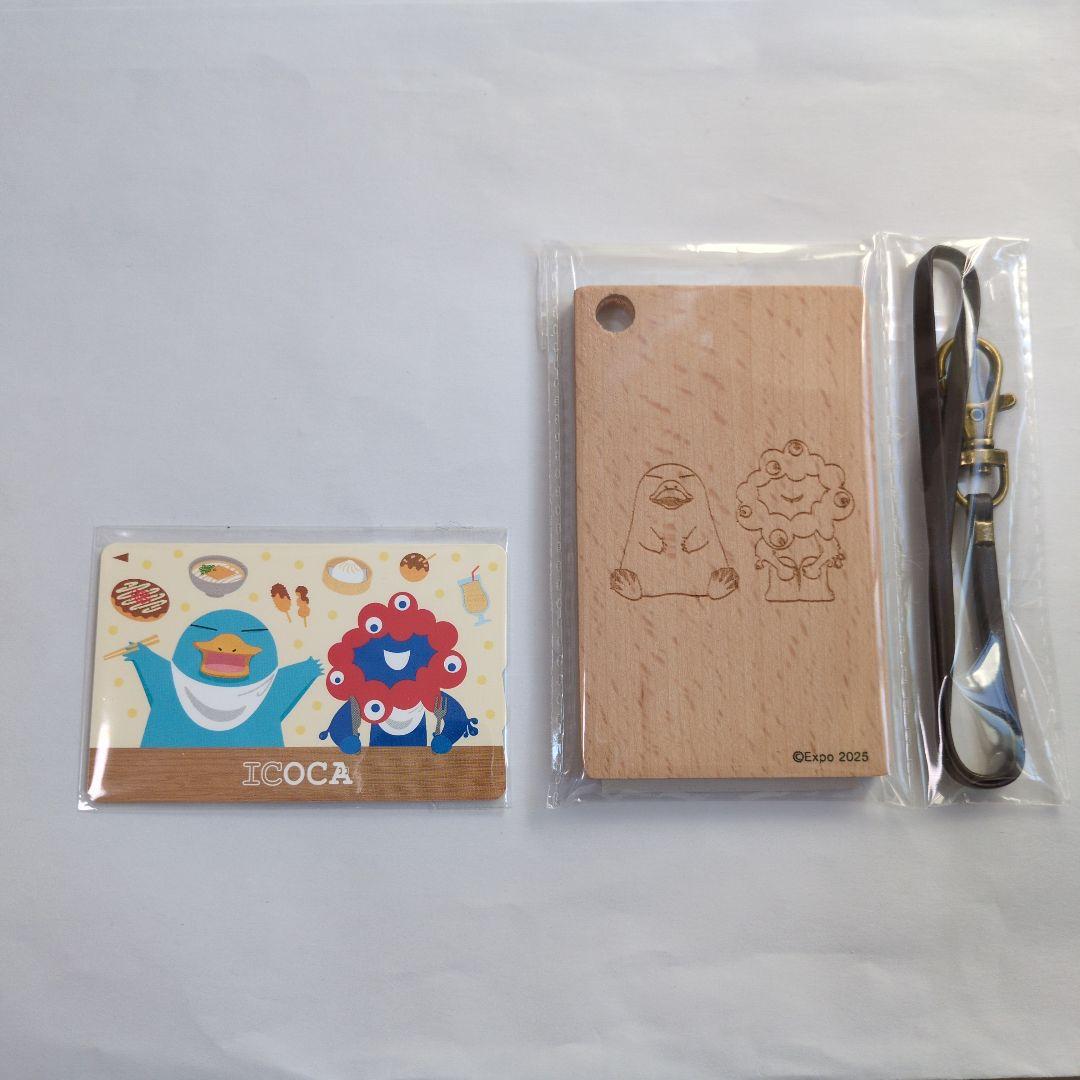 万博限定 ICOCAカードとミャクミャク木製パスケースセット