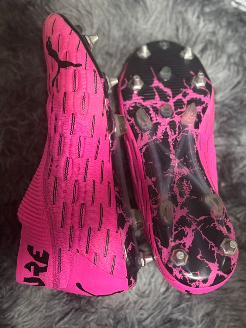 Puma Future サッカーシューズ ピンク