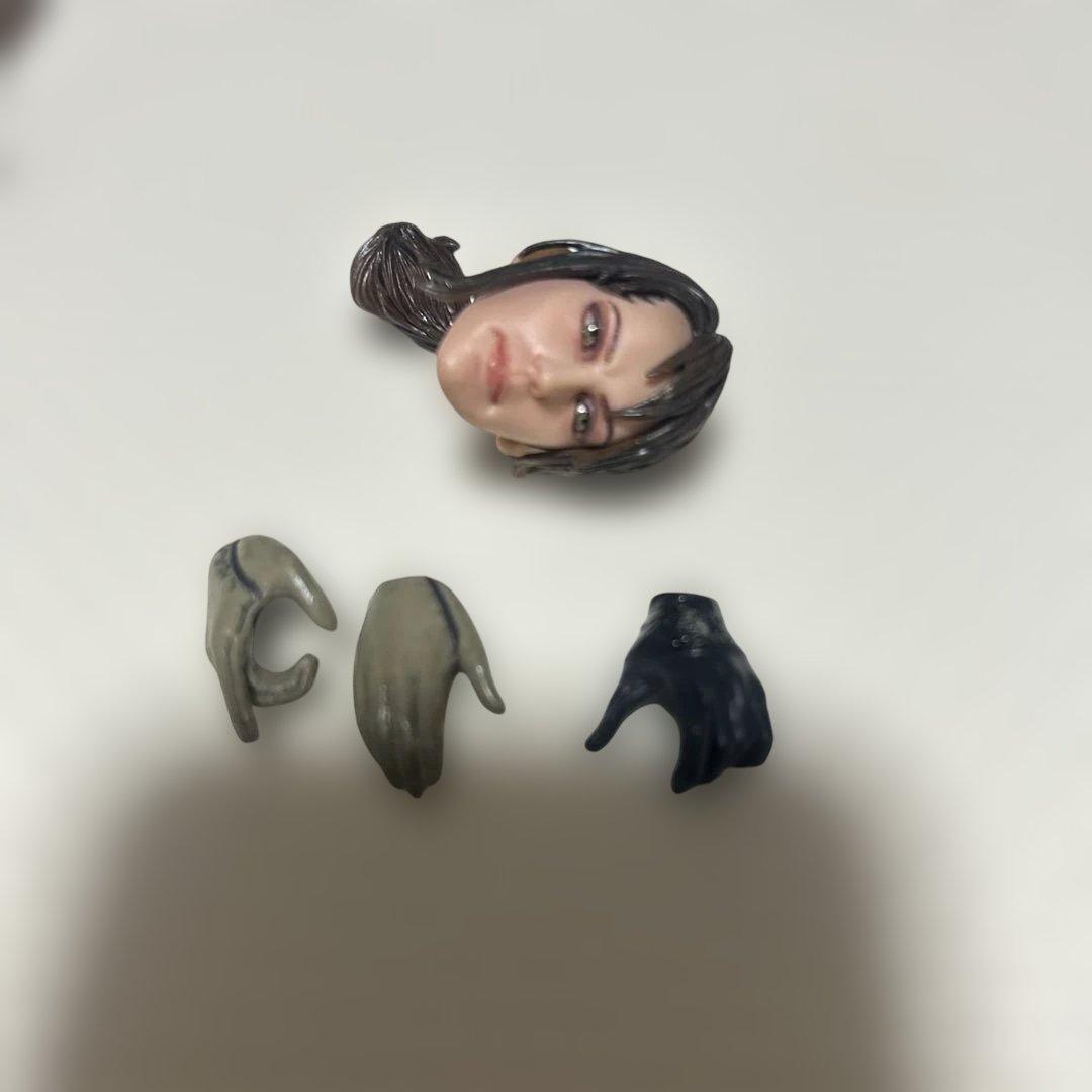 プレイアーツ改 PLAY ARTS改 クワイエット メタルギアソリッド　正規品