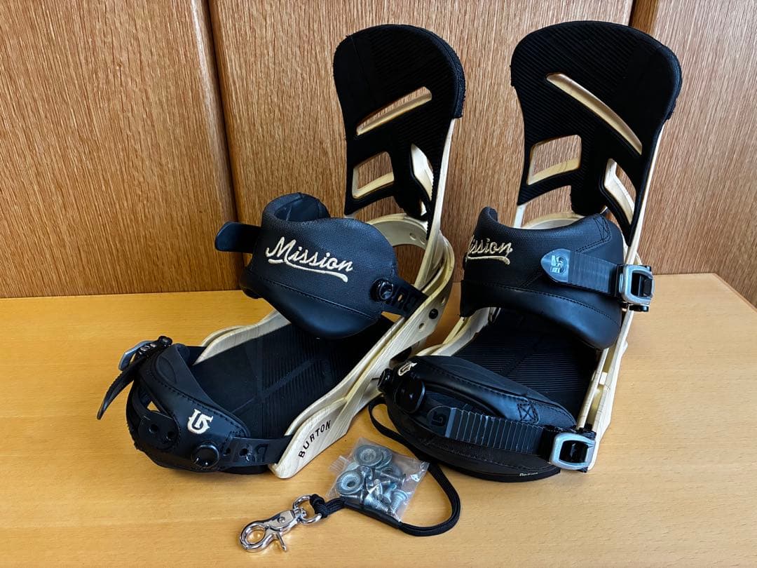 BURTONバインディング 【ミッション（メンズMサイズ）】木目カラー
