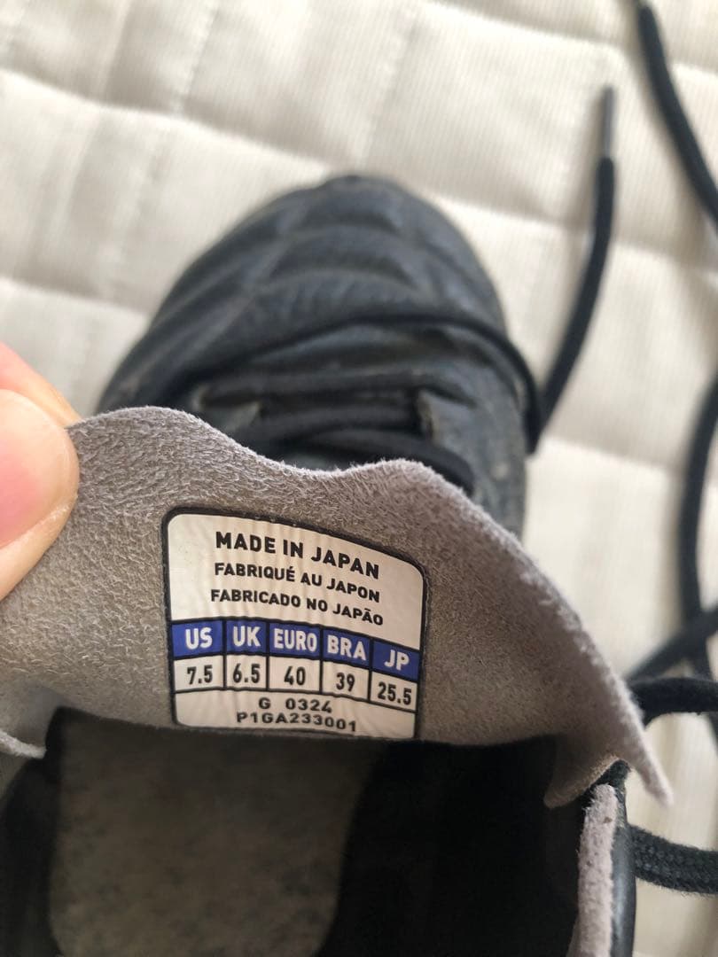 モレリア　ネオ　Mizuno サッカーシューズ ブラック/レッド