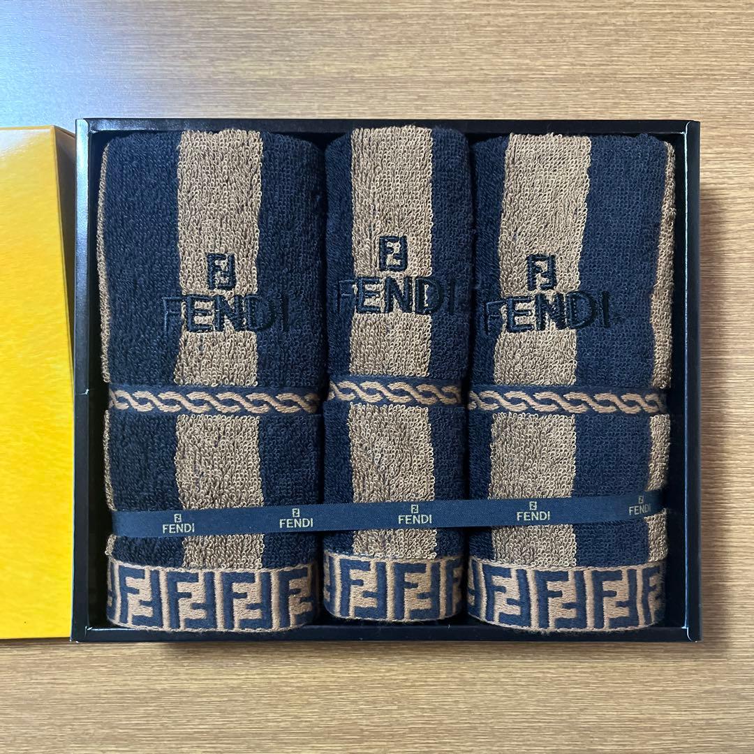 FENDI タオルセット 3枚入り