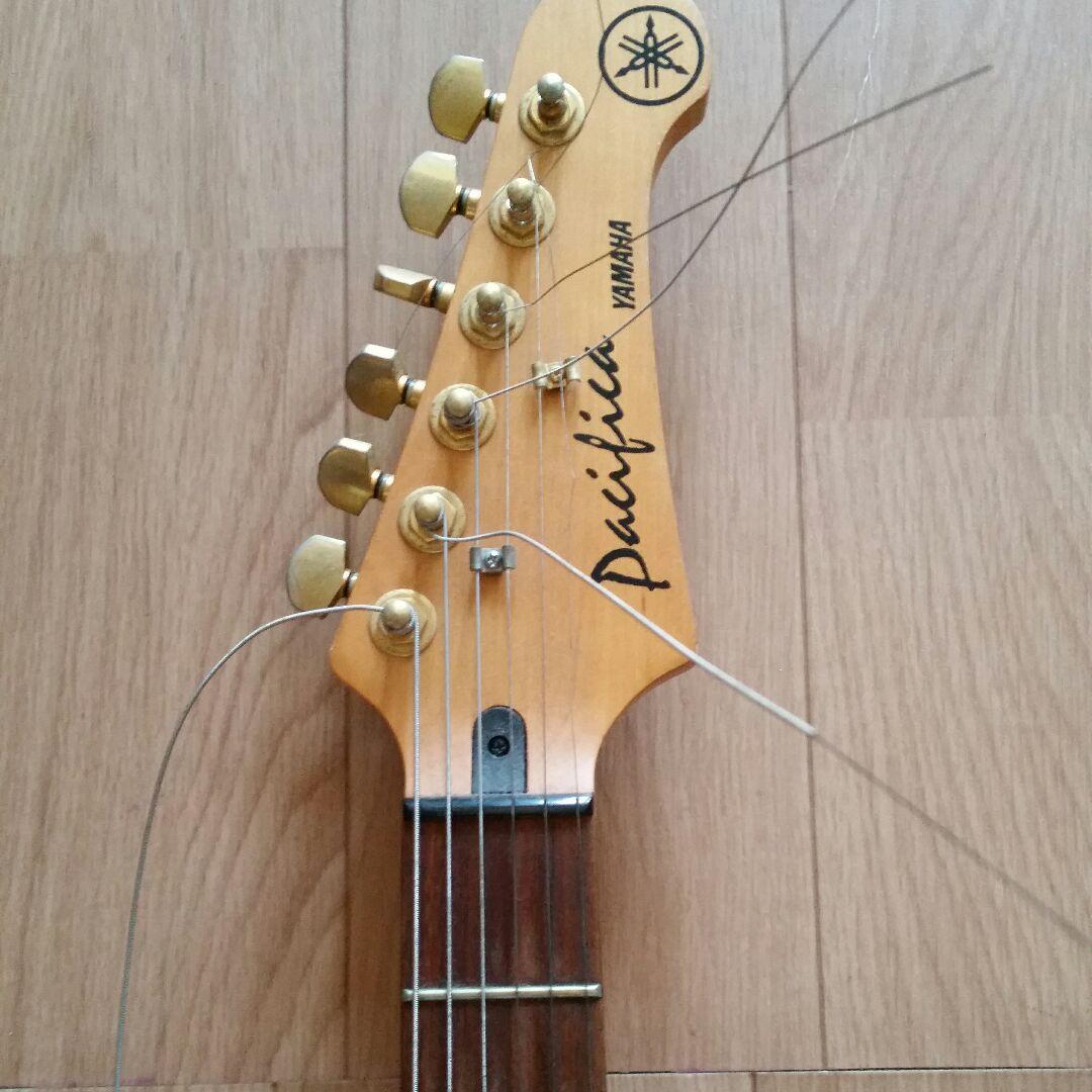 YAMAHAエレキギターpacifica