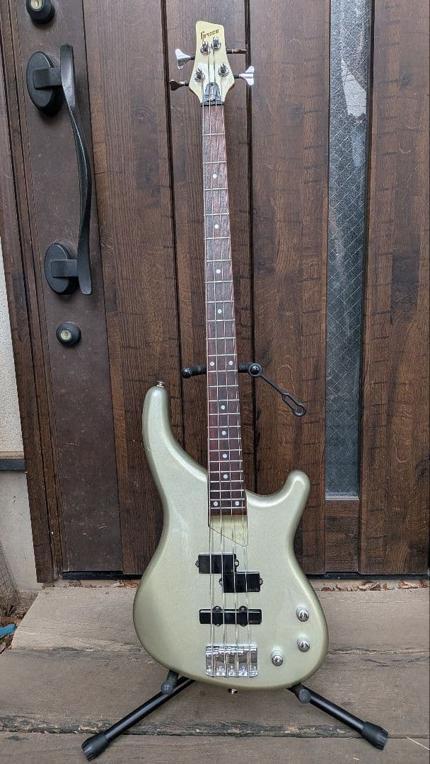 Greco エレキベース シルバー