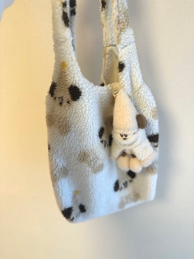 リルリンリン　ぬいぐるみバッチ　トートバッグ　ボア　2024