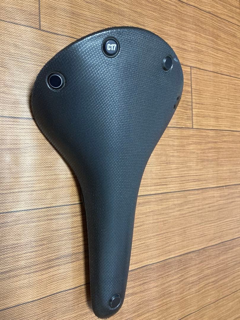 brooks cambium C17 ブラック