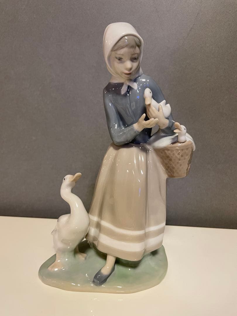 LLADRÓ（リヤドロ） 4568 アヒルと羊飼い