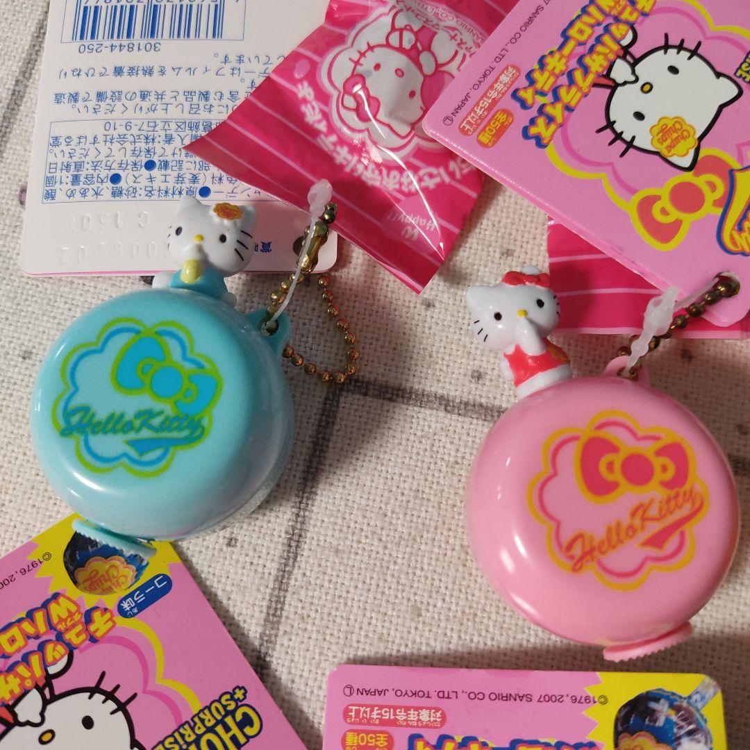 チュッパサプライズ　ハローキティ　ファスナーマスコット　2007年　10種セット