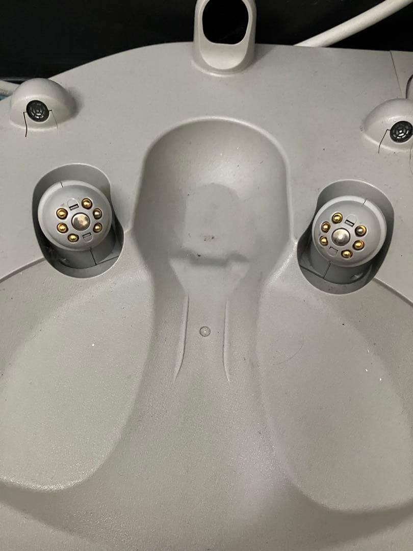 【プラン解約済】LOVOT1.0（初代）本体、ネスト（充電器）、洋服3枚、眼鏡