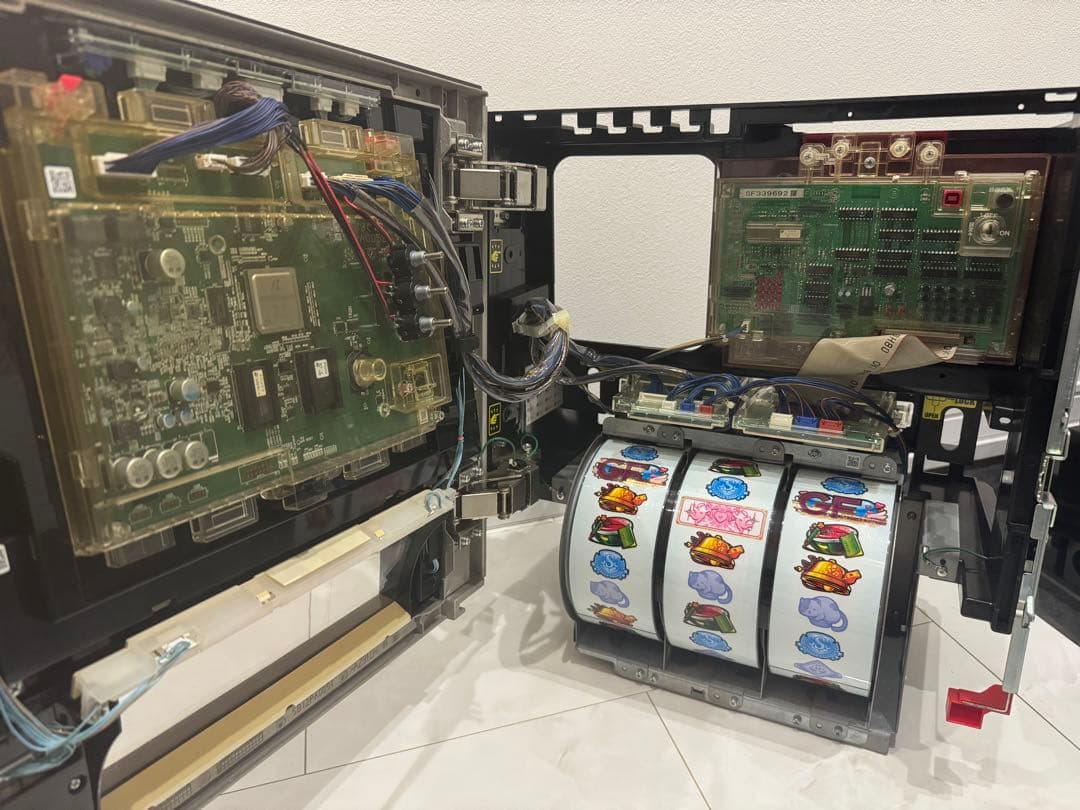 GF ガールフレンド（仮）上部ユニット　パチスロ　実機