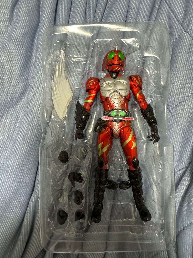 仮面ライダーアマゾンズ　フィギュアーツセット