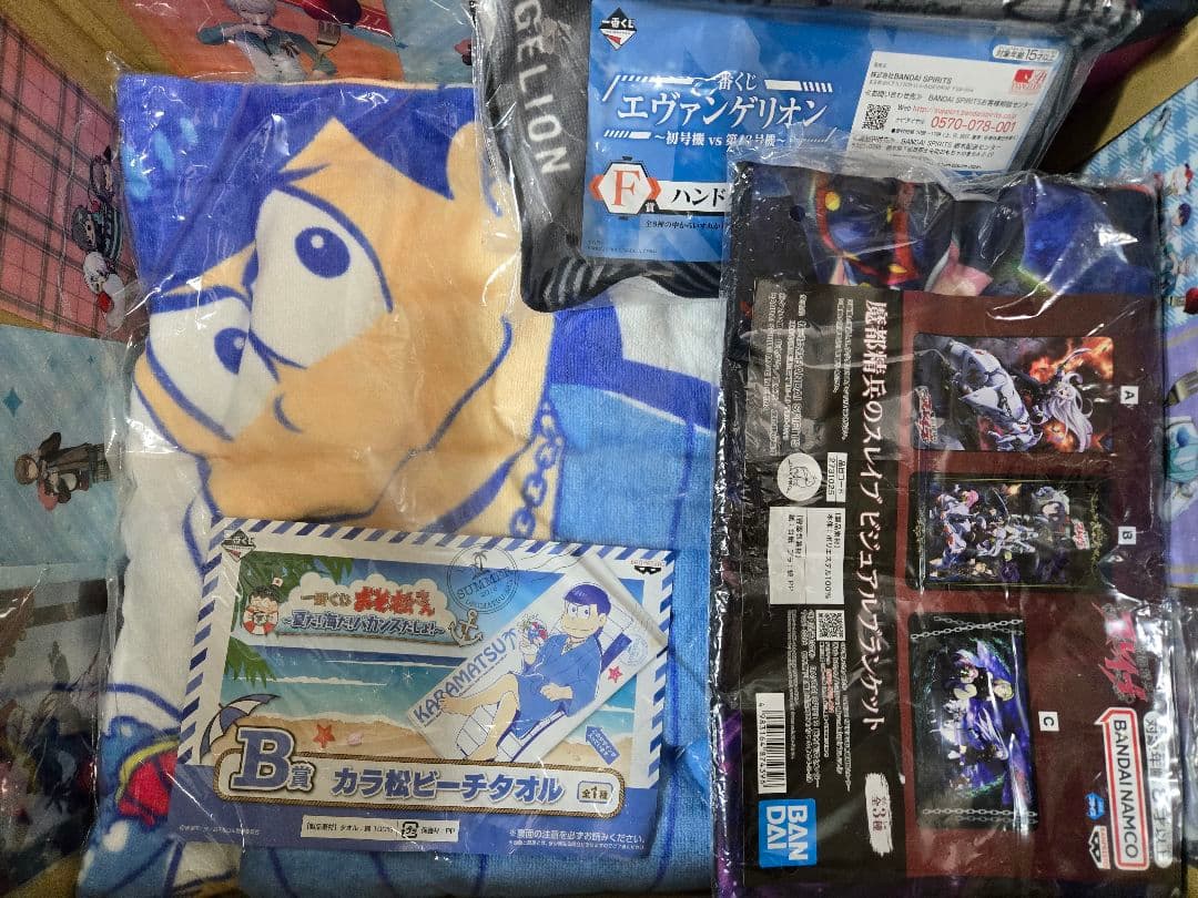 アニメグッズなど 140サイズ ノンジャンル 大量 まとめ売り 約500点