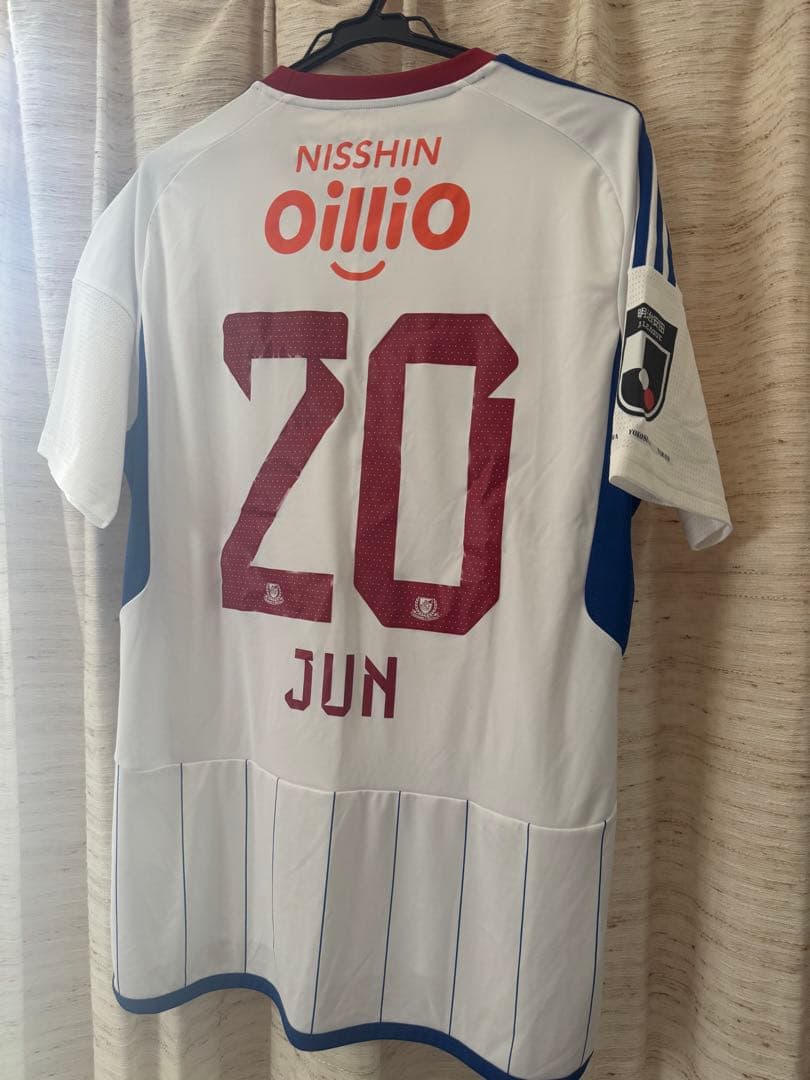 横浜F・マリノス　2024年シーズンアウェイユニフォーム　#20 天野純選手