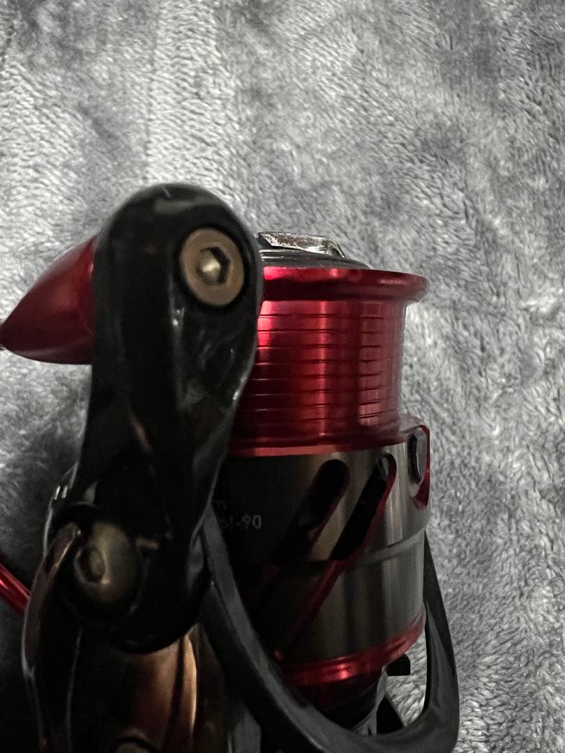 DAIWA AEGIS 2003F-H スピニングリール