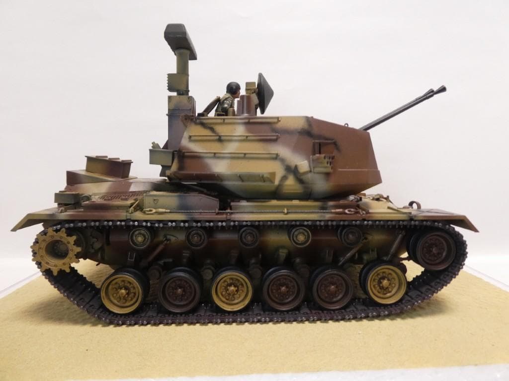 タミヤ　1/35 アメリカ陸軍 対空戦車ヨーク　完成品