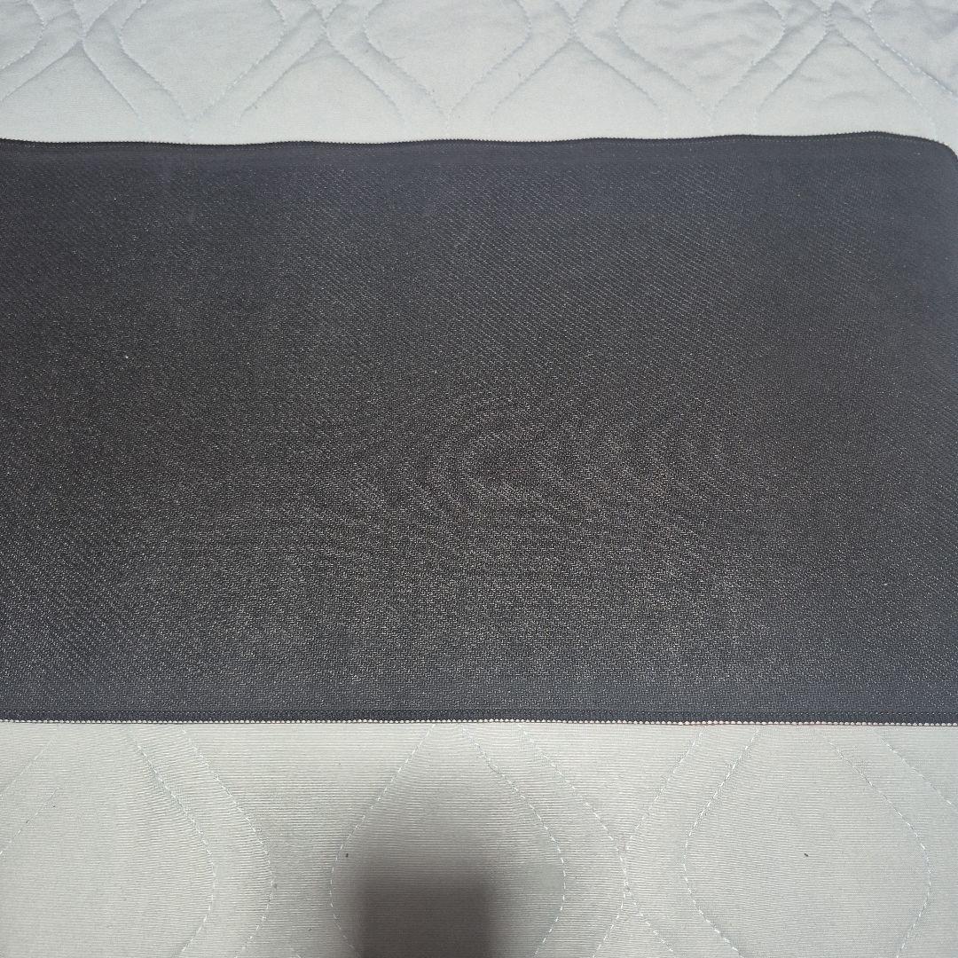 キャラクターイラストプレイマット、デスクマット、マウスパッド