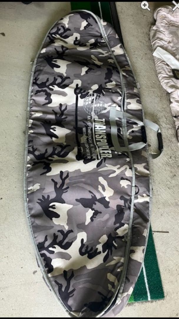 TRANSPORTER サーフボードケース 迷彩柄2枚から３枚入ります。