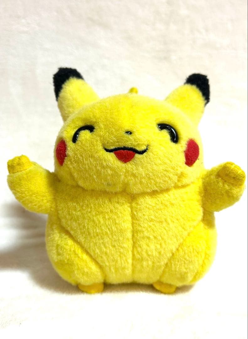 ピカチュウ　ぬいぐるみ　TOMY 初期　初代にっこり　バンザイ　ポケモン