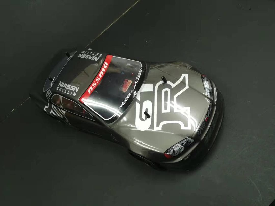 電池2個付き　1/10ドリフトラジコンカー　GTRガンメタリック　ターボ機能付