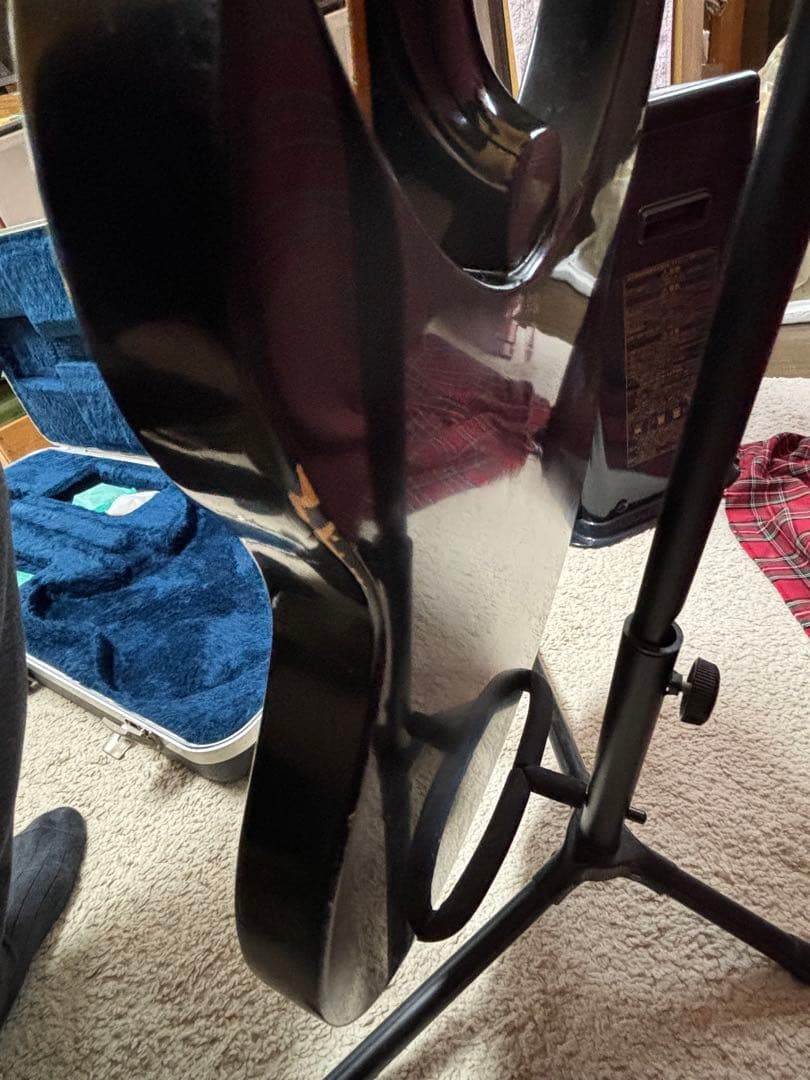 Rickenbacker 330 Jetglo 2009製