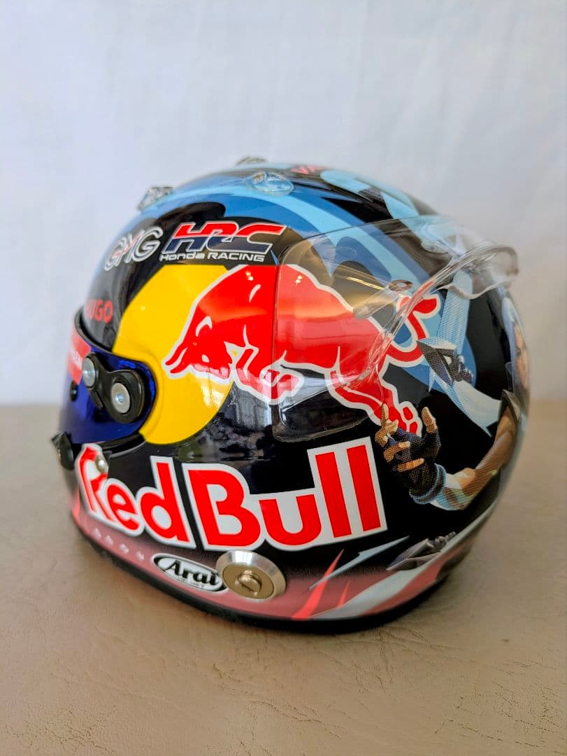 角田裕毅　ヘルメット1/2　サイン入　F1　レーシングブルズHONDA　おまけ付