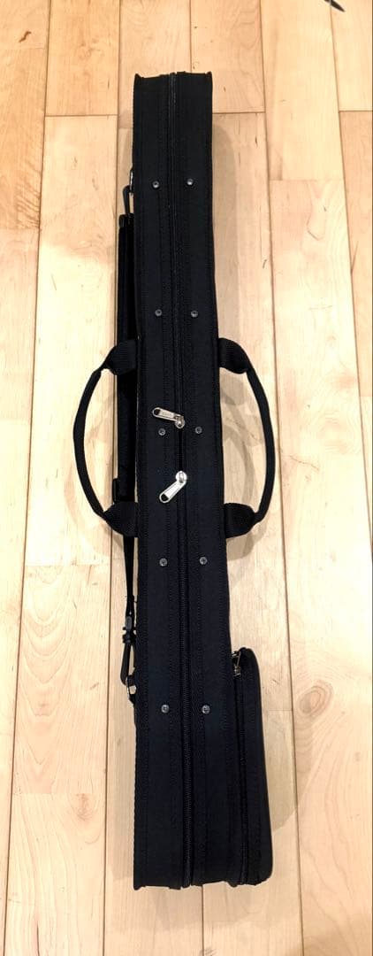 コントラバス，フランス式弓，ブラジル専用木製，フランス、ドイツ両用ケース付き。