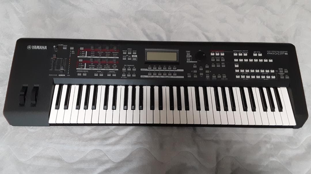 YAMAHA MOXF6 ハードケース付 室内使用品