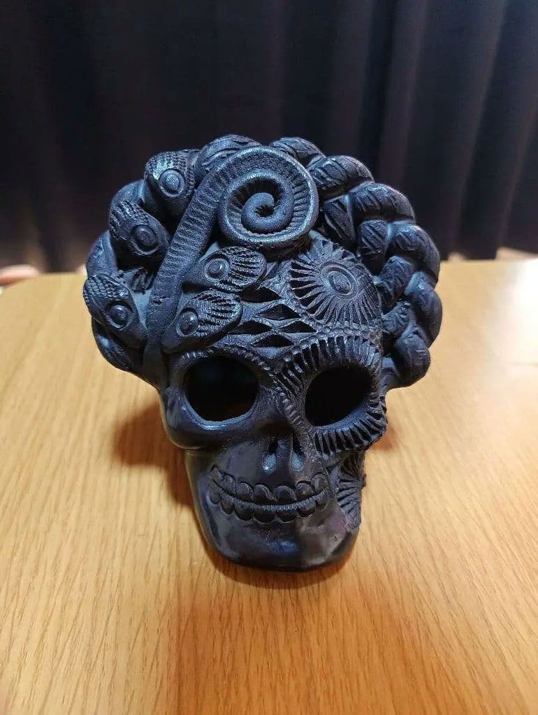 メキシコ雑貨 オアハカ製黒泥頭蓋骨 置物 希少 工芸品