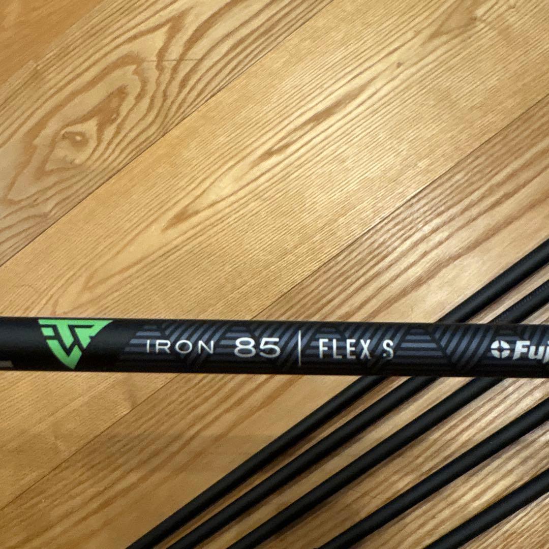 ブリヂストン242cb+アイアン　トラヴィル85s メーカーカスタム