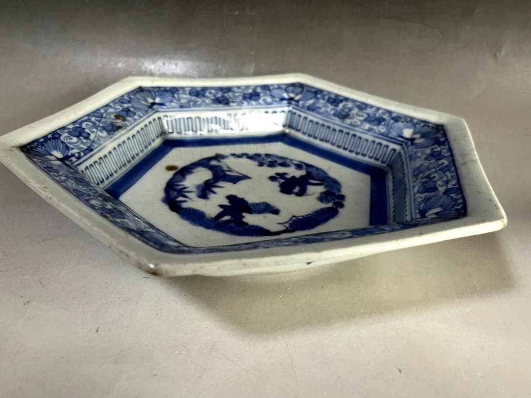 皿■染付花唐草文六角皿 松竹梅 (江戸期) 青華 凱 古伊万里 時代物 骨董品■