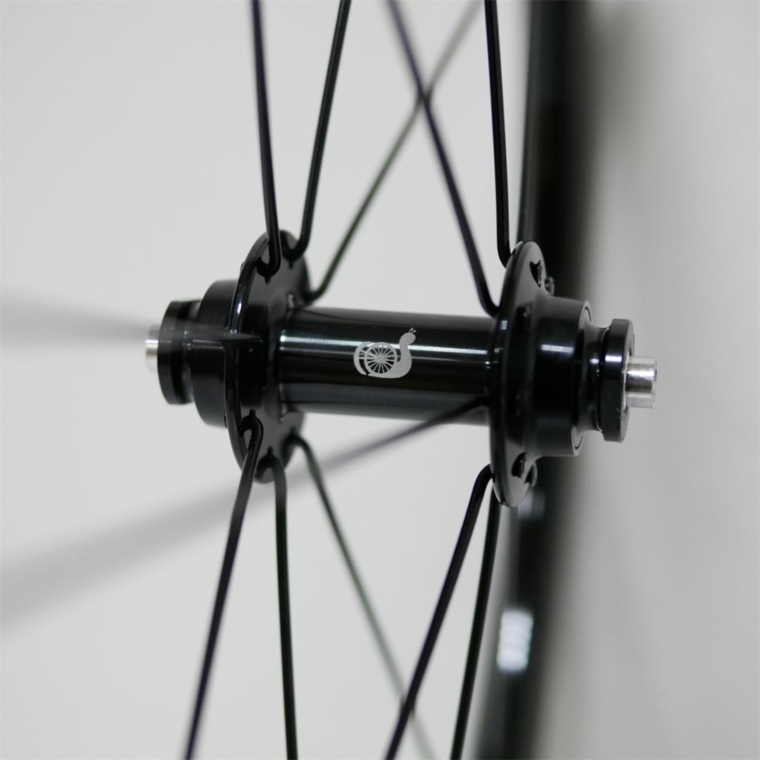 BROMPTON 2-7速用　フルーブラック　超軽量910グラム　ホイールセット