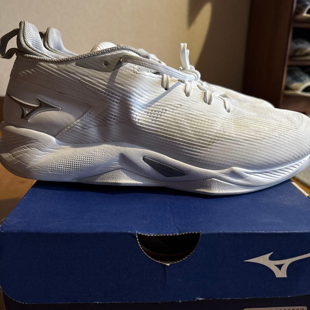 Mizuno バスケットボールシューズホワイト