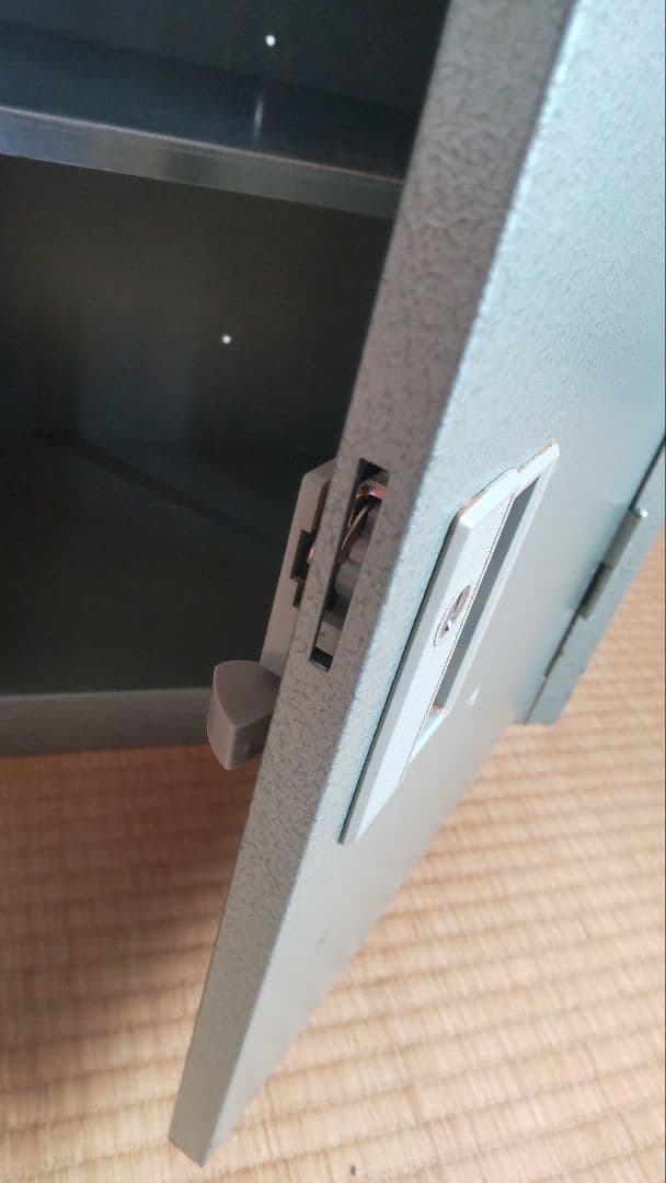 装弾ロッカー　東京銃砲　ライフル　散弾　レミントン　狩猟