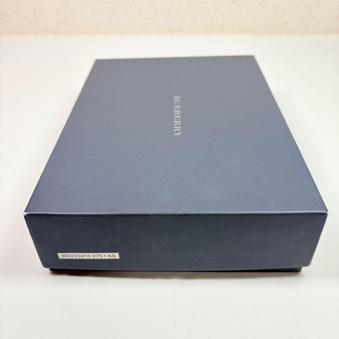 美品　BURBERRY バーバリー　ケース&タオルハンカチ　ノバチェック